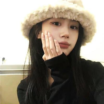 旋转跳跃难抉择 海报